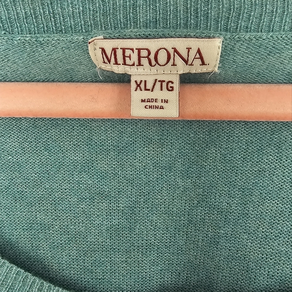 Women's Merona Jeweled sweater XL - Picture 2 of 4